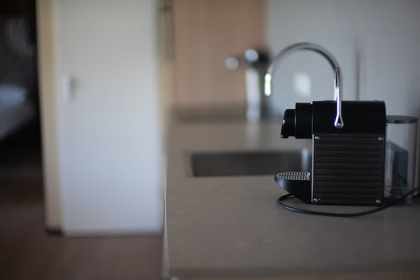 Foto van Leuke heuvellodge in Gulpen met geweldig uitzicht - Vakantiehuis in Gulpen - Kitchen