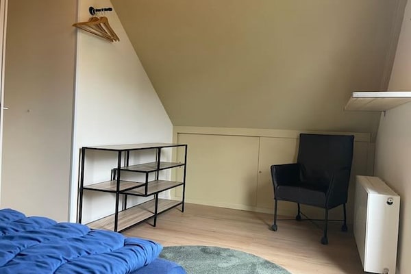 Foto van Bosretraite met zonneoplader - Vakantiehuis in Ewijk - BedRoom