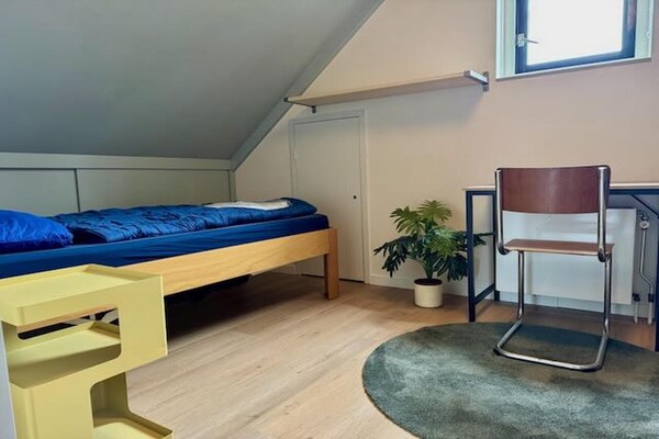 Foto van Bosretraite met zonneoplader - Vakantiehuis in Ewijk - BedRoom