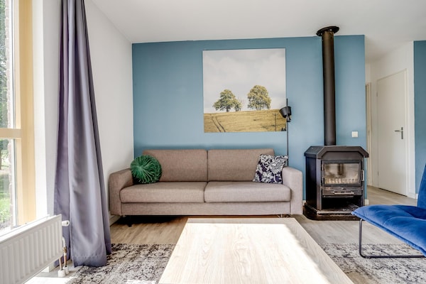Foto van Bosbungalow voor 5 gasten in Ewijk - Vakantiehuis in Ewijk - LivingRoom
