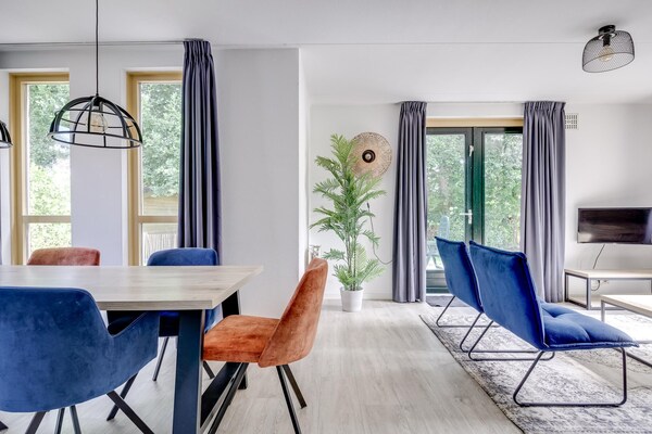 Foto van Bosbungalow voor 5 gasten in Ewijk - Vakantiehuis in Ewijk - DiningRoom