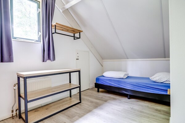 Foto van Bosbungalow voor 5 gasten in Ewijk - Vakantiehuis in Ewijk - BedRoom