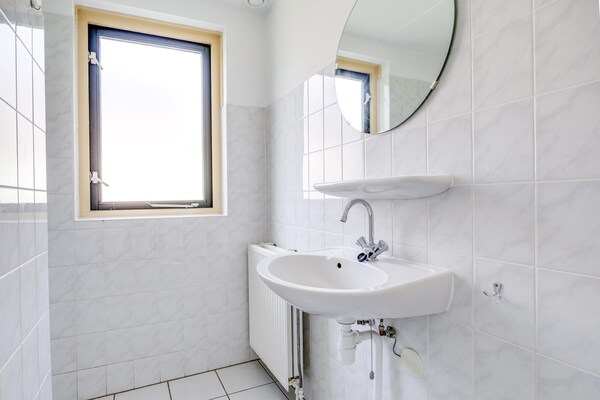 Foto van Bosbungalow voor 5 gasten in Ewijk - Vakantiehuis in Ewijk - BathRoom