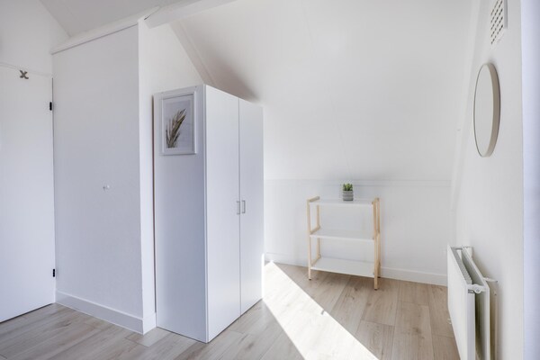 Foto van Bungalow aan het meer met tuin, geschikt voor 6 - Vakantiehuis in Ewijk - BedRoom