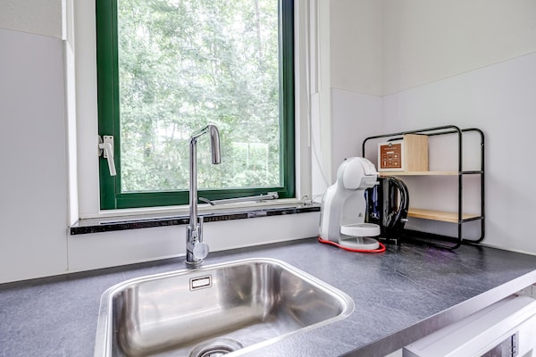 Foto van Bungalow in het bos voor 4 personen - Vakantiehuis in Ewijk - Kitchen