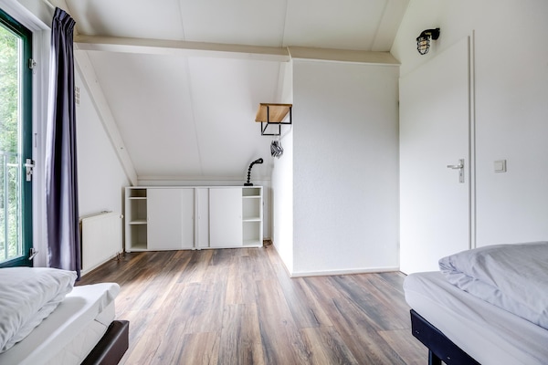 Foto van Bungalow in het bos voor 4 personen - Vakantiehuis in Ewijk - BedRoom