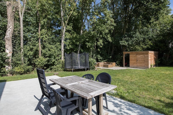 Foto van Bungalow in het bos voor 4 personen - Vakantiehuis in Ewijk - TerraceBalcony