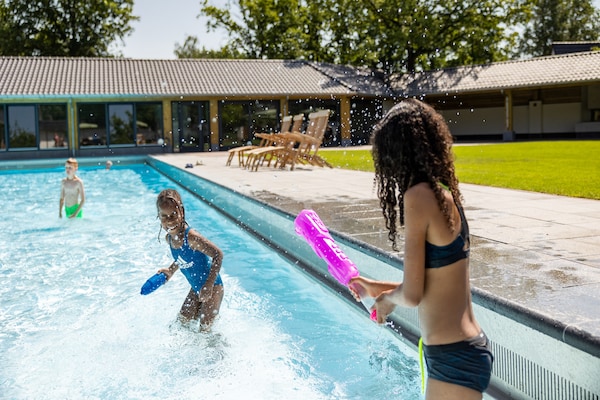 Foto van Wellnessvilla in rustige natuur - Vakantiehuis in Hellendoorn - ParkFacilities