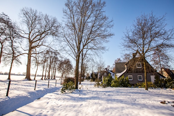 Foto van Wellnessvilla in rustige natuur - Vakantiehuis in Hellendoorn - AreaWinter1KM