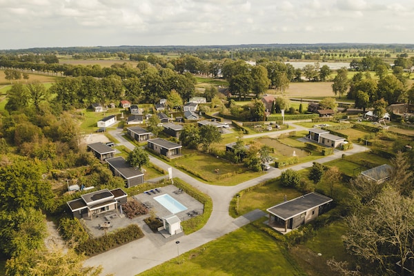 Foto van Moderne bungalow met tuin in Twente - Vakantiehuis in Rijssen - ParkFacilities