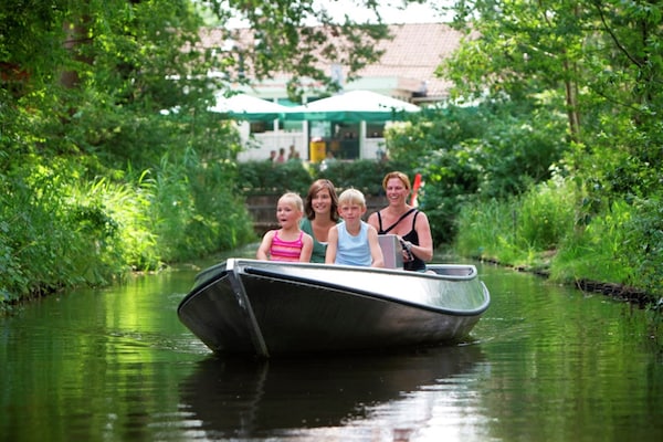Foto van Moderne bungalow met tuin in Twente - Vakantiehuis in Rijssen - AreaSummer20KM