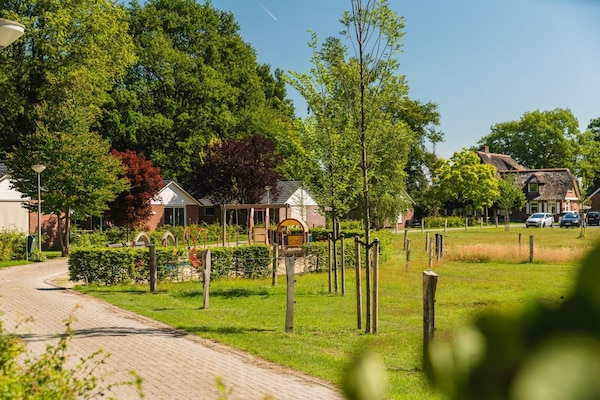 Foto van Bungalow met kinderdagverblijf en speeltuin - Vakantiehuis in Zuna - AreaSummer1KM