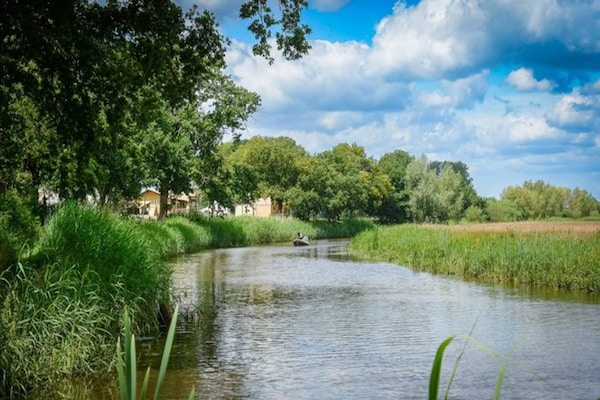 Foto van Bungalow met kinderdagverblijf en speeltuin - Vakantiehuis in Zuna - AreaSummer1KM