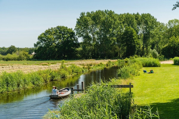 Foto van Bungalow met kinderdagverblijf en speeltuin - Vakantiehuis in Zuna - AreaSummer5KM