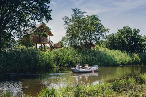 Foto van Glamping Tent in Nederland met Pop-Up Sfeer - Vakantiehuis in Zuna - AreaSummer1KM