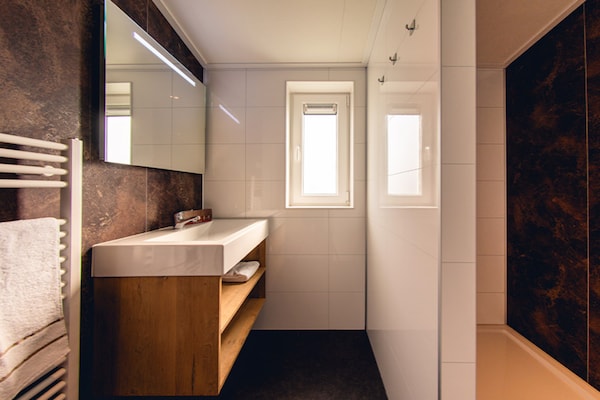 Foto van Betoverend tribale uitje voor 6 personen - Vakantiehuis in Slagharen - BathRoom