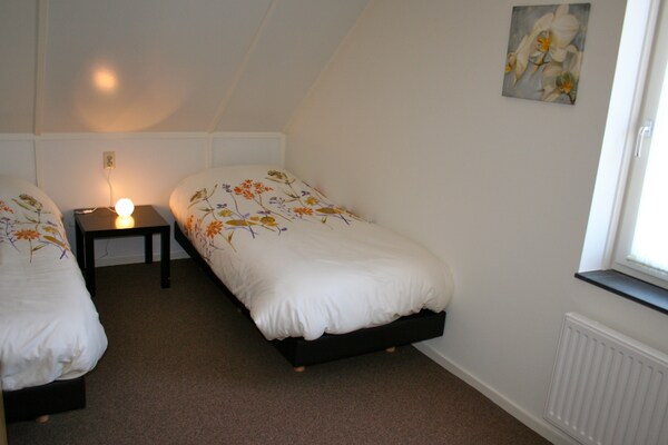 Foto van Rustige open plek met kind - Vakantiehuis in Hardenberg (rheezerveen) - BedRoom