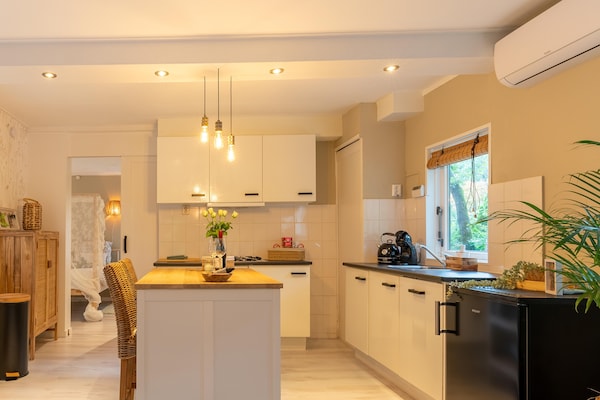 Foto van Vakantiehuis in Gelderland bij bosgebied - Vakantiehuis in Gelderland - Kitchen