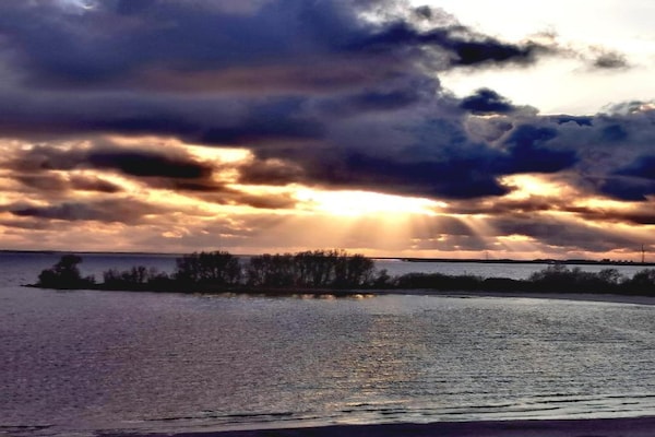 Foto van Moderne villa in Makkum met tuin - Vakantiehuis in Makkum - AreaSummer5KM