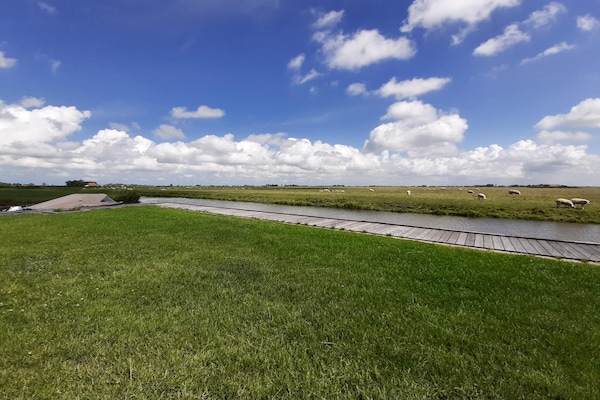 Foto van Rustig gelegen villa in Friesland - Vakantiehuis in Leons - ViewSummer