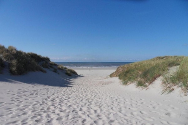 Foto van Vakantiehuis Ameland bij Noordzeestrand - Vakantiehuis in Nes Ameland - AreaSummer20KM