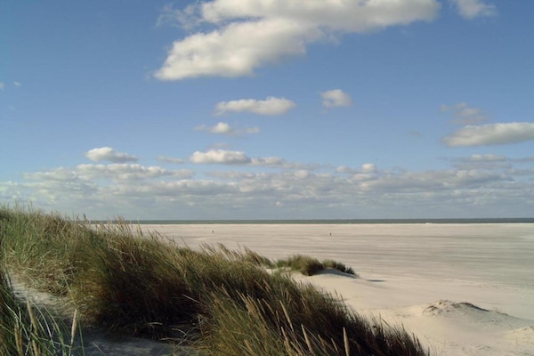 Foto van Vakantiehuis Ameland bij Noordzeestrand - Vakantiehuis in Nes Ameland - AreaSummer20KM
