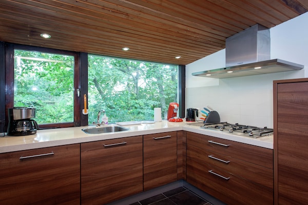 Foto van Vakantiehuis Ameland bij Noordzeestrand - Vakantiehuis in Nes Ameland - Kitchen