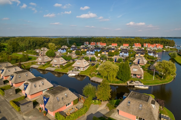 Foto van Verblijf in Midlaren in vakantiepark - Vakantiehuis in Midlaren - AreaSummer1KM