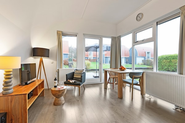 Foto van Verblijf in Midlaren in vakantiepark - Vakantiehuis in Midlaren - LivingRoom
