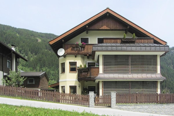 Foto van Chalet in Krimml bij Watervallen - Vakantiehuis in Krimml - ExteriorSummer