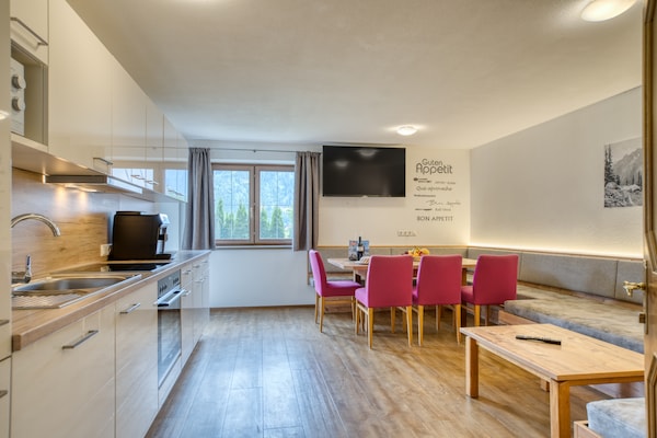 Foto van Chalet in Neukirchen met Bergzicht - Vakantiehuis in Neukirchen - Kitchen