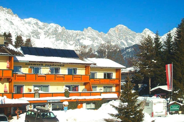 Foto van Appartement in Vorberg bij Dachstein Gletsjer - Vakantiehuis in Ramsau am Dachstein - ExteriorWinter