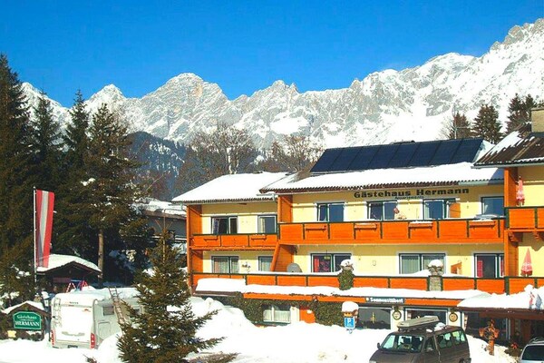 Foto van Appartement in Vorberg bij Dachstein Gletsjer - Vakantiehuis in Ramsau am Dachstein - ExteriorWinter