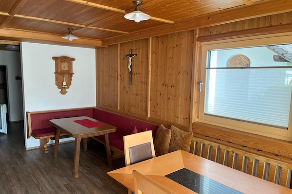 Foto van Appartement in Hippach bij Horbergbahn - Vakantiehuis in Hippach im Zillertal - DiningRoom