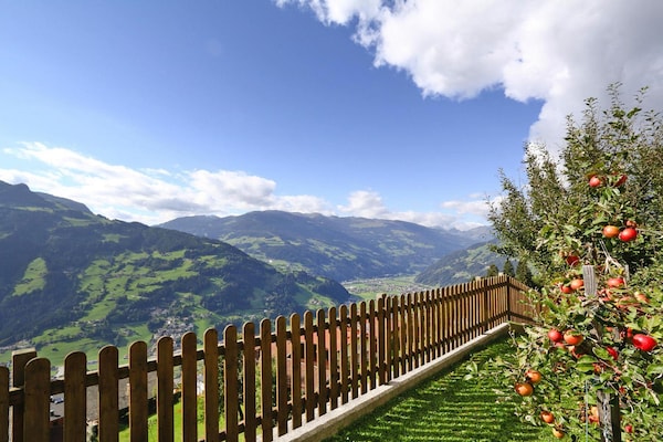 Foto van Appartement in Hippach bij Horbergbahn - Vakantiehuis in Hippach im Zillertal - ViewSummer