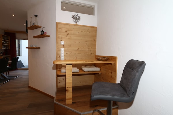 Foto van Appartement in Fügen bij Spieljochbahn - Vakantiehuis in Fügen - LivingRoom