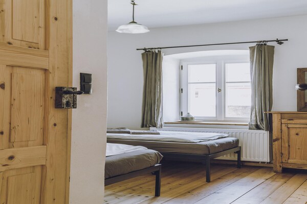 Foto van Authentiek appartement in Neder-Silezië - Vakantiehuis in Janowice Wielkie - BedRoom