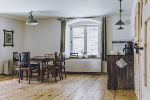 Foto van Authentiek appartement in Neder-Silezië - Vakantiehuis in Janowice Wielkie - DiningRoom
