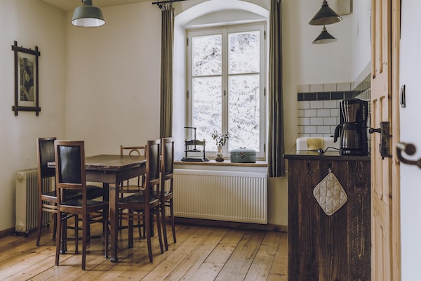 Foto van Authentiek appartement in Neder-Silezië - Vakantiehuis in Janowice Wielkie - DiningRoom
