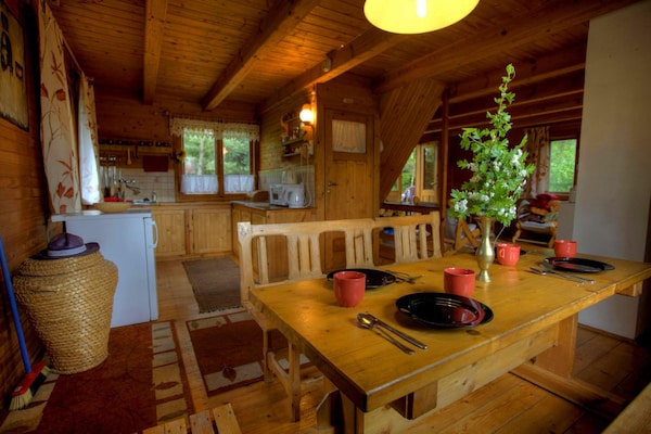 Foto van Blokhuis bij Tajty-meer, Mazurische Merenroute - Vakantiehuis in Wilkasy - DiningRoom