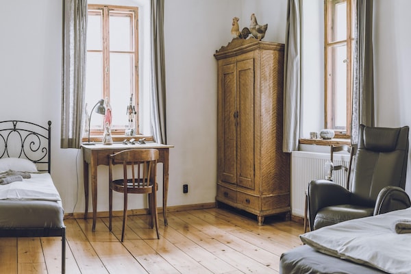 Foto van Appartement met 1 slaapkamer vlakbij bos en rivier - BedRoom