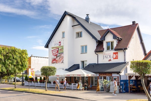 Foto van Comfortabele vakantiestudio vlakbij het strand - Vakantiehuis in Rewal - ExteriorSummer