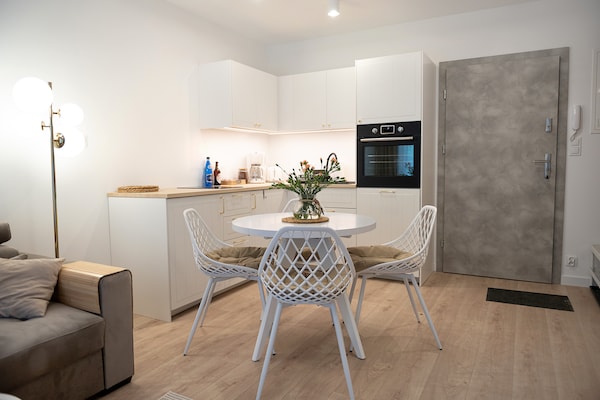 Foto van Comfortabel appartement, bad het hele jaar door - Vakantiehuis in Pobierowo - LivingRoom