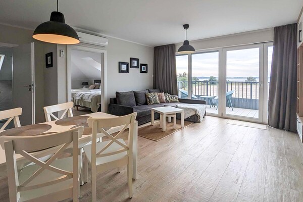 Foto van Verblijf met uitzicht op het water voor 2, Dziwnów - LivingRoom