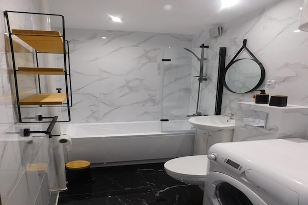 Foto van Appartement in Świnoujście bij Oostzeestrand - Vakantiehuis in Świnoujście - BathRoom