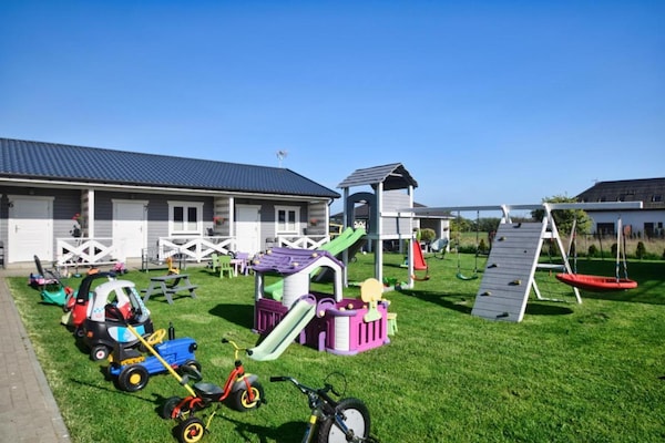 Foto van Vakantiehuizen vlakbij het strand, grote speeltuin - ParkFacilities