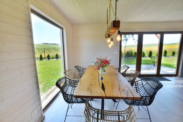 Foto van Comfortabel vakantiehuis, sauna + hottub - Vakantiehuis in Sulechowo - LivingRoom