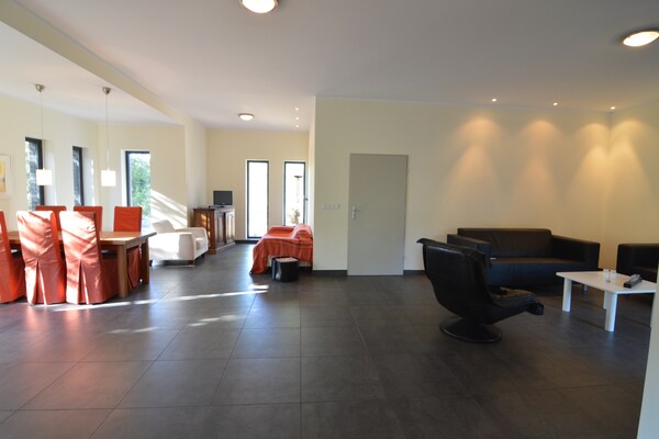 Foto van Villa bij meer in Borne Sulinowo - Vakantiehuis in Borne Sulinowo - LivingRoom