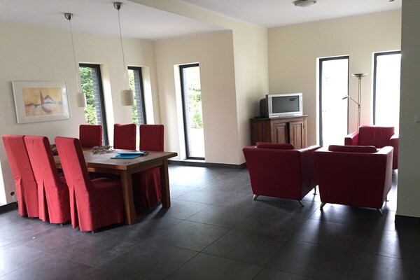 Foto van Villa bij meer in Borne Sulinowo - Vakantiehuis in Borne Sulinowo - DiningRoom