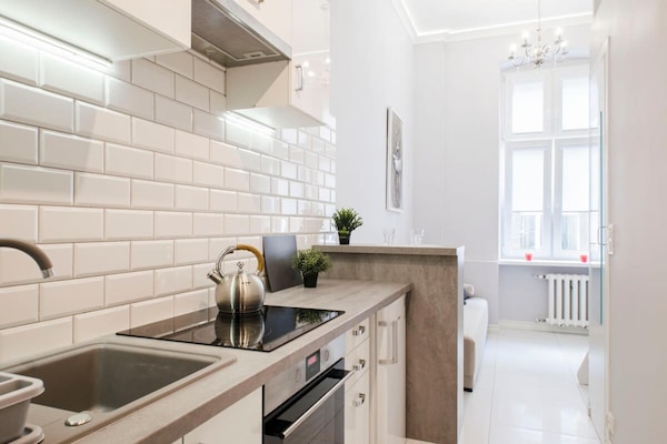 Foto van Appartement vlakbij station Fabryczna - Vakantiehuis in Łódź - Kitchen